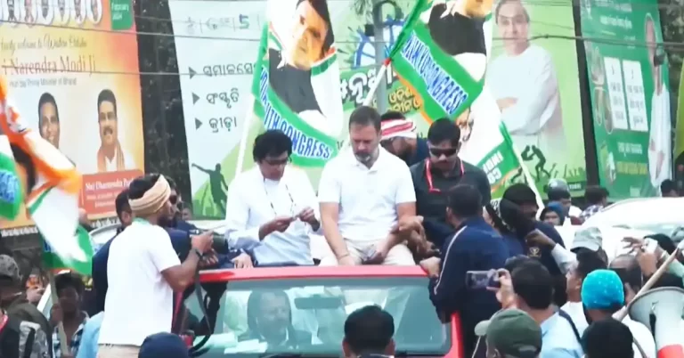 Rahul Gandhi Interacts with the Public and Slams BJP in Jharsuguda